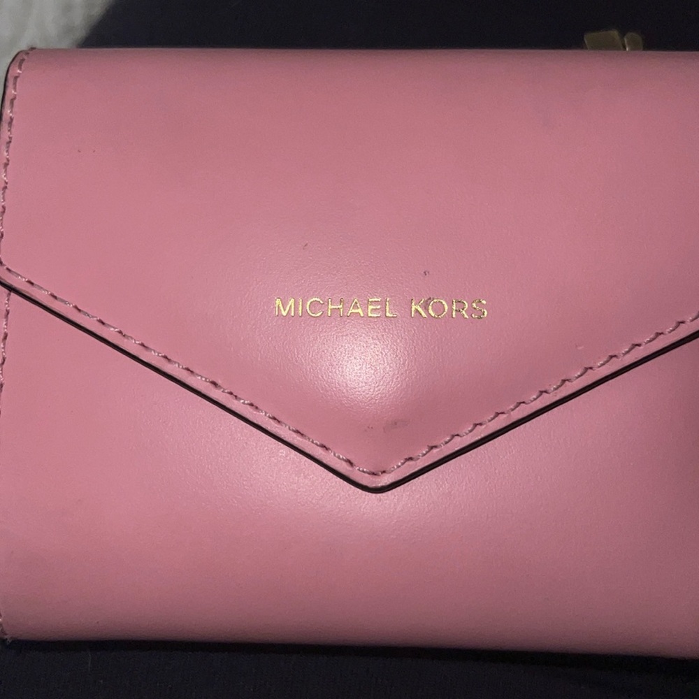 Michael Kors Pink Wallet